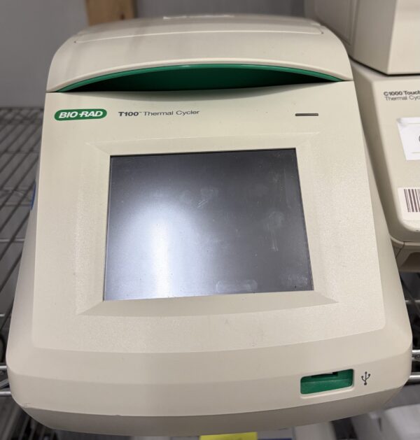 Bio-Rad T100 Thermal Cycler PCR / Thermal Cycler
