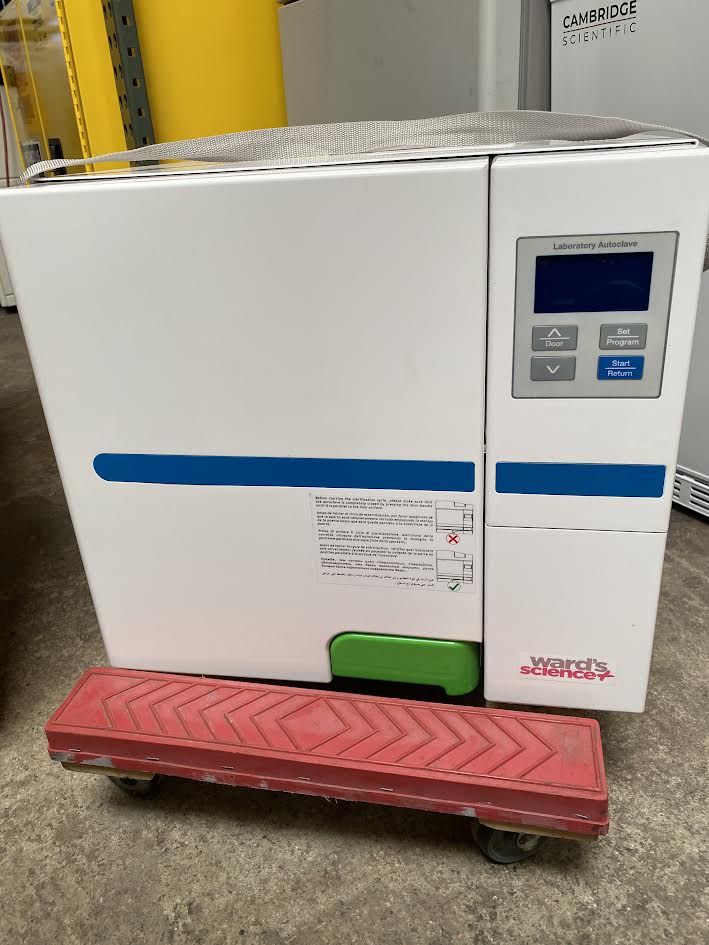 Wards Science B4000-18 (formerly B-4000-16) Autoclaves