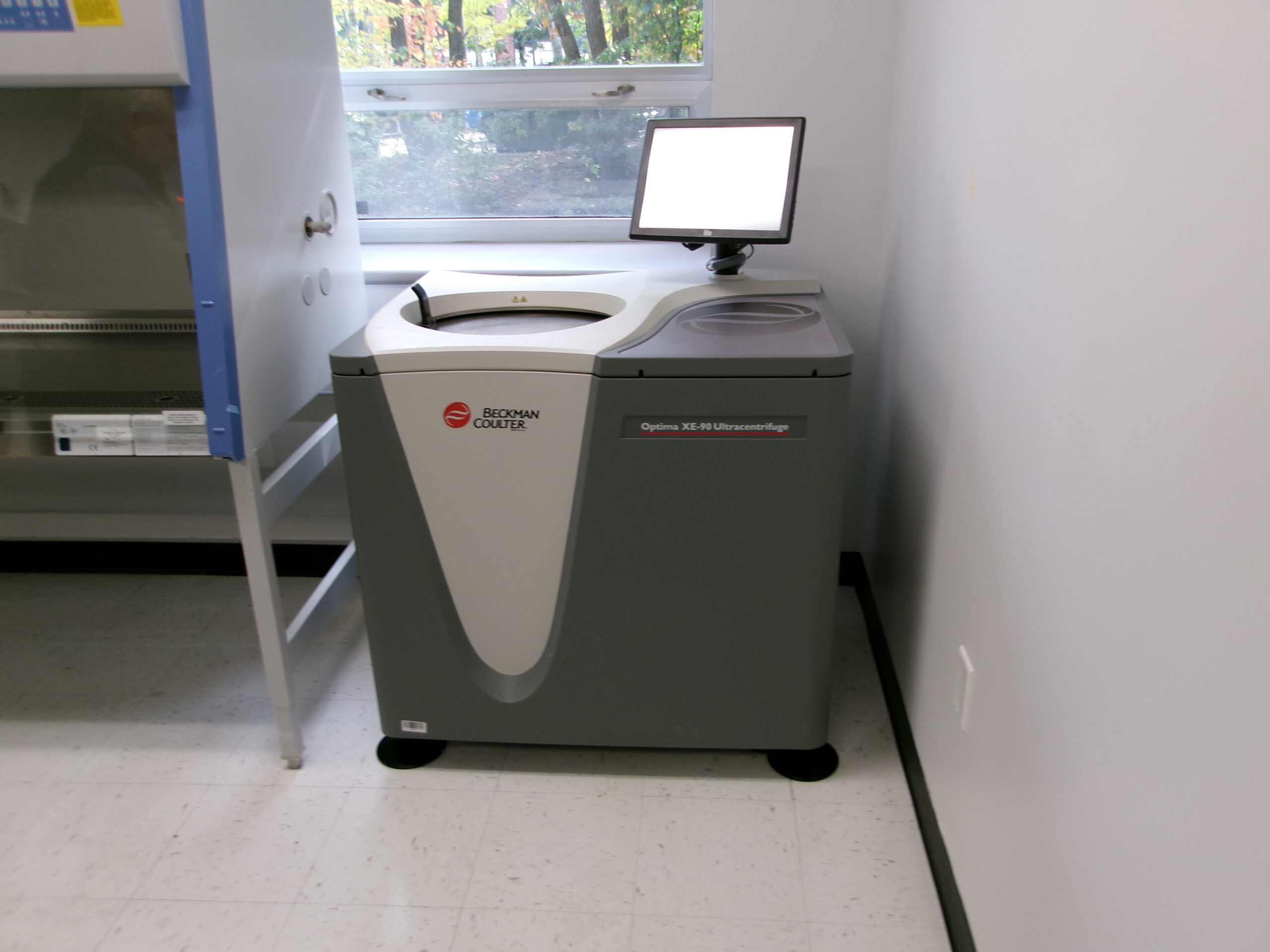 Beckman Coulter Optima Xe-90 Ultracentrifuge Floor Ultra Speed Centrifuge