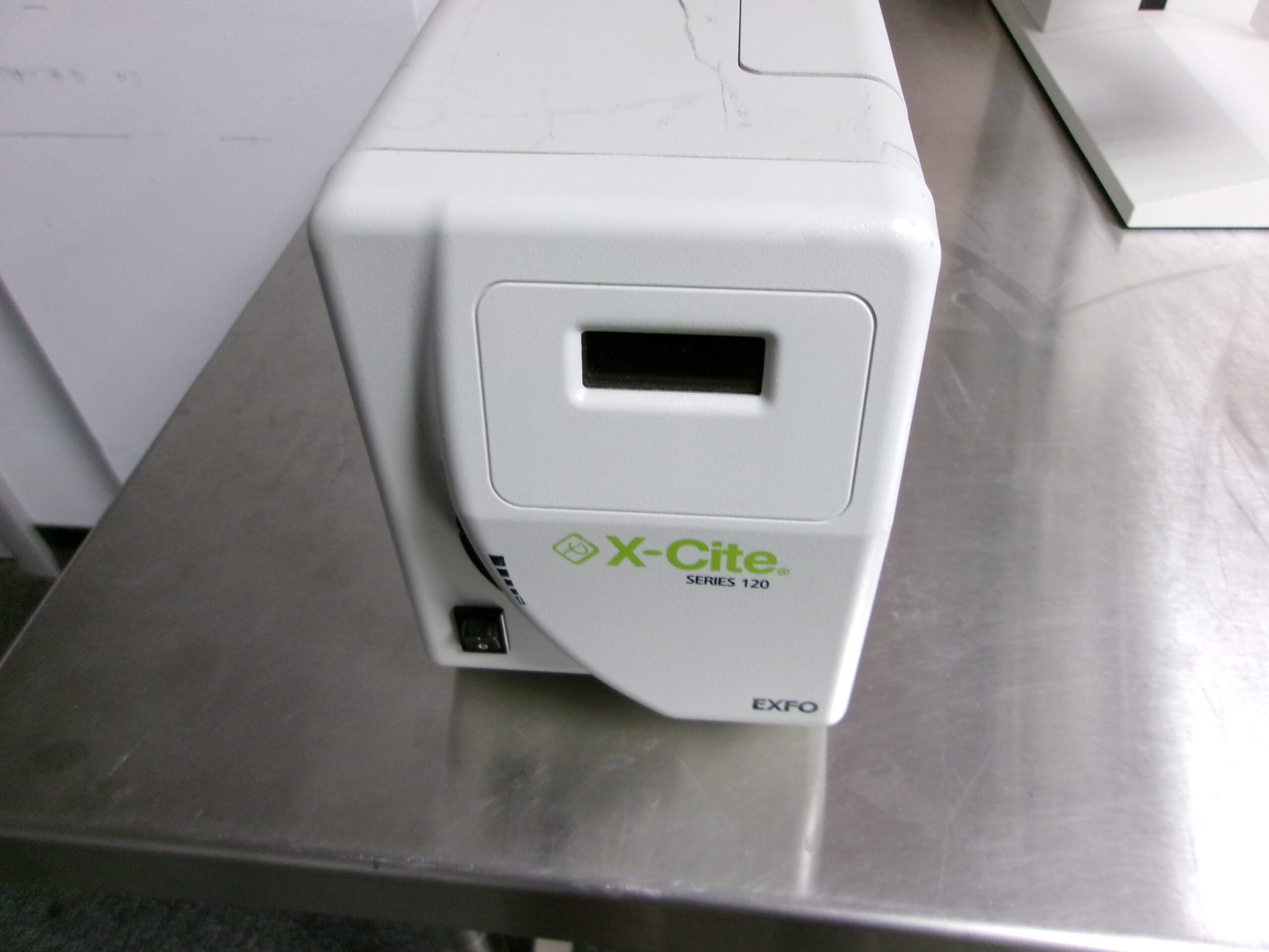 EXFO X-Cite 120 Microscope Metal Halide Fluorescence Light Source